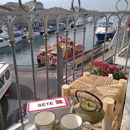 Grand T2 Au Coeur De Ville Avec Vue Sur Quais Et Mer Sète Exterior foto